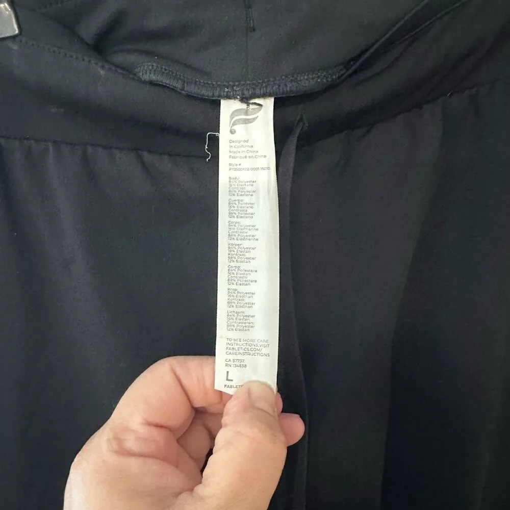 Fabletics The Altitude Slim-Fit Jogger Pants Men’s Large Black Athletic Running
